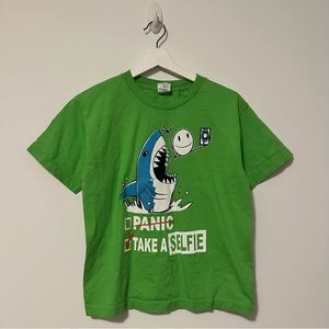 Preowned kids T-shirt size L